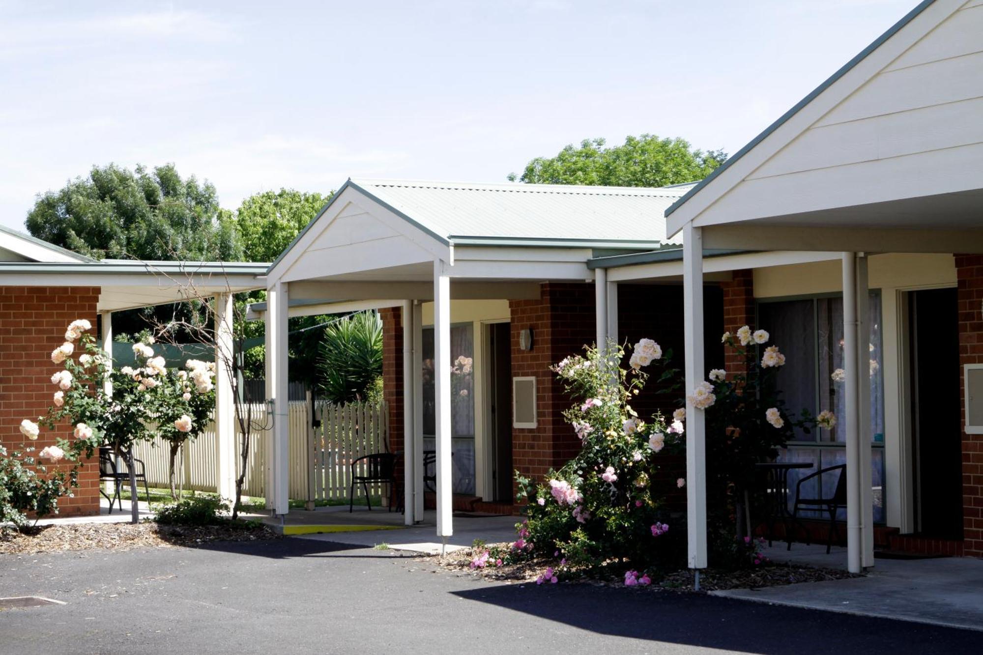 Rose Garden Motel Джелонг Экстерьер фото