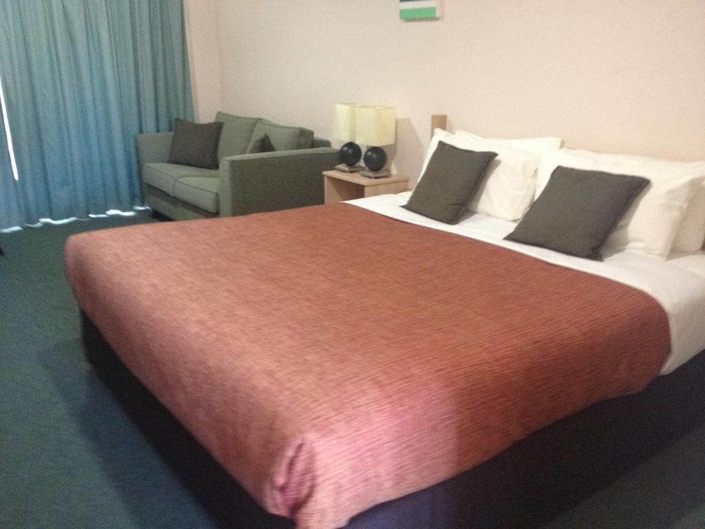 Rose Garden Motel Джелонг Номер фото