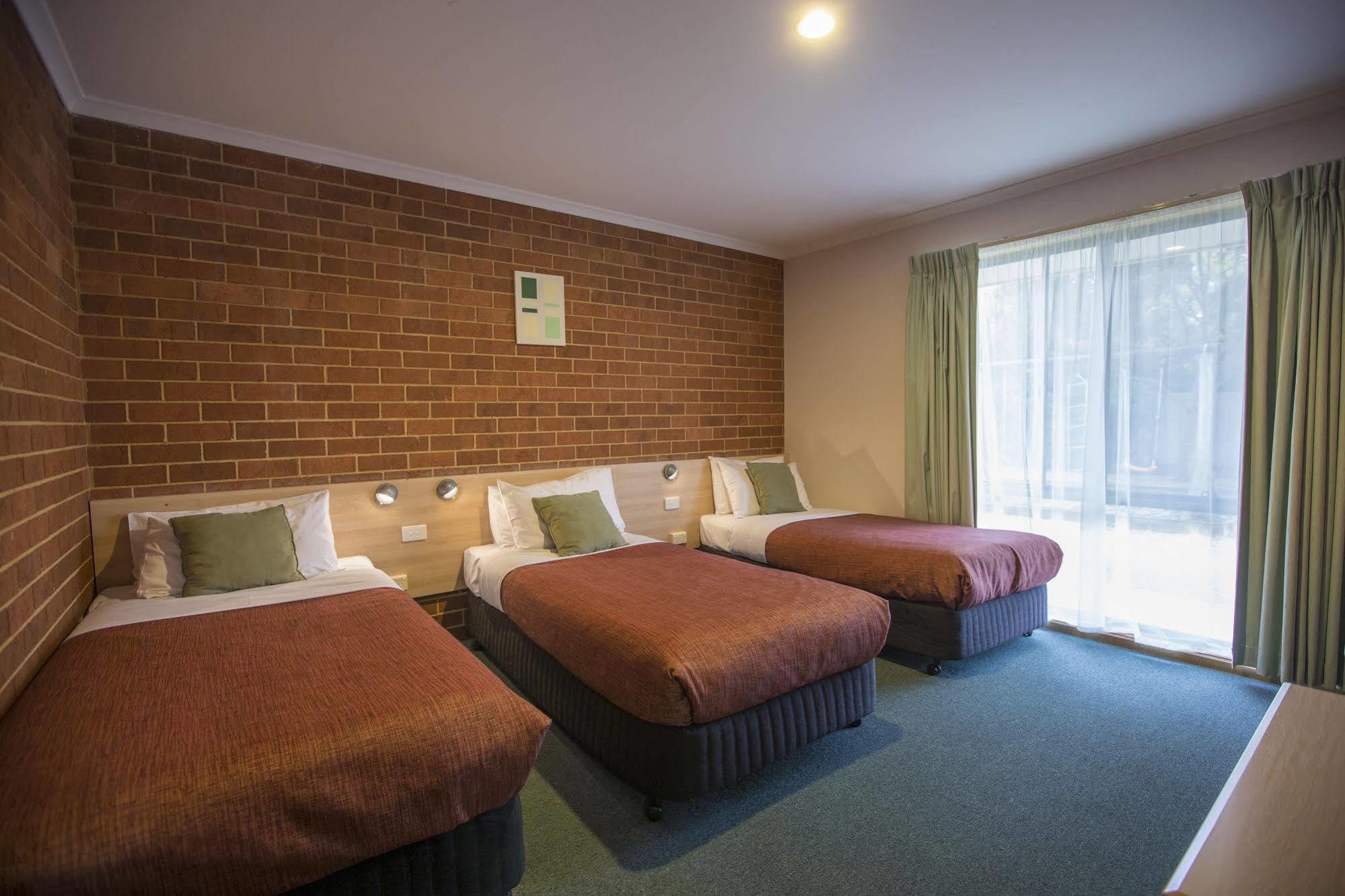 Rose Garden Motel Джелонг Экстерьер фото